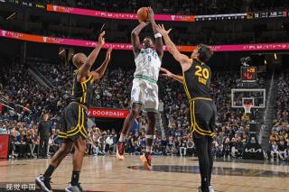 支持者感到 支持者感到